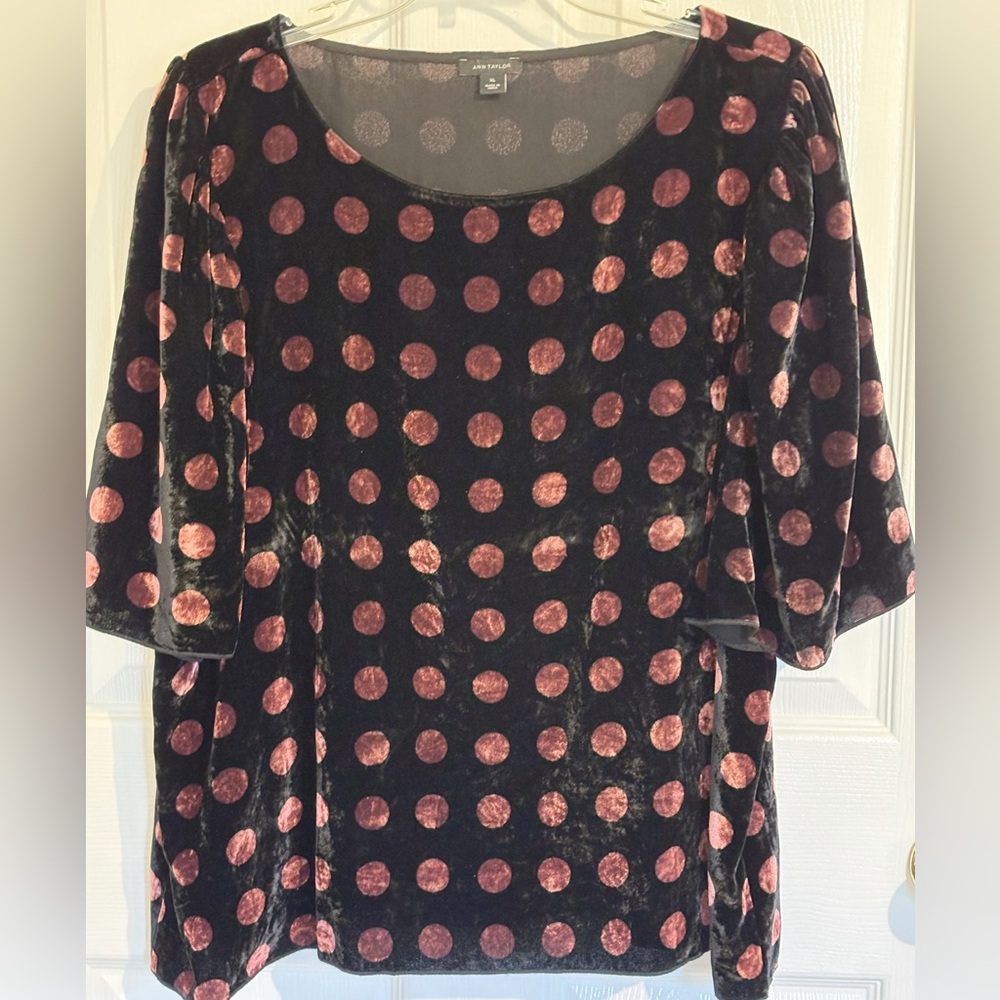Ann Taylor Beautiful Black & Pink Circle Velvet Tunic Top • Sz XL